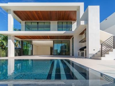 5-Bedroom Signature Villa — West Bay Lagoon